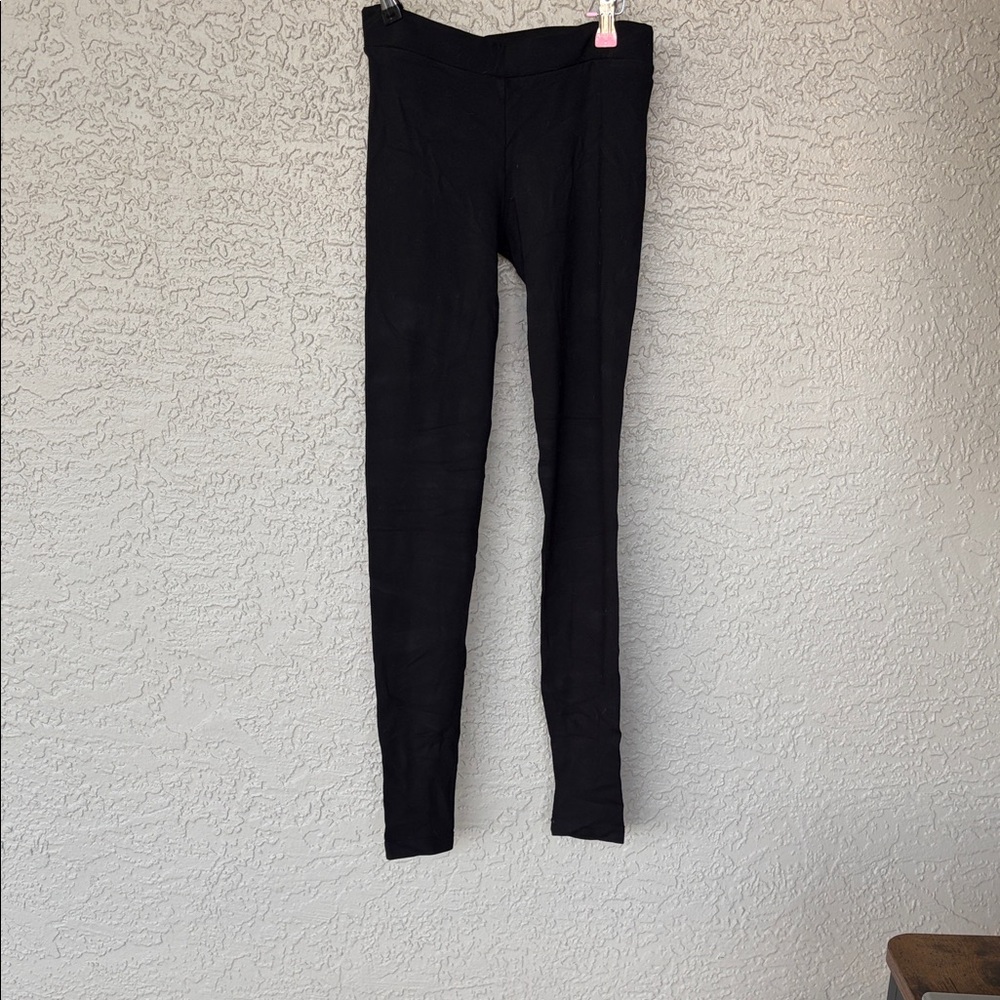 Black Leggings can